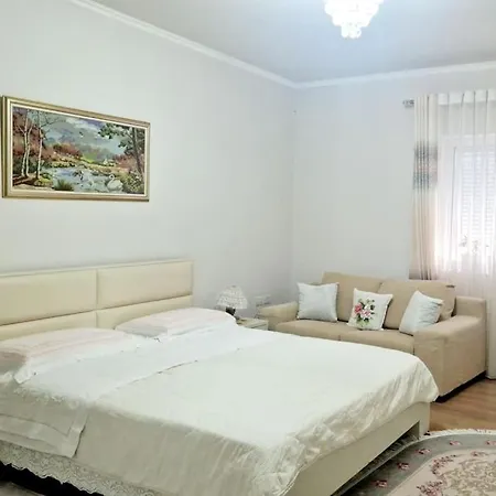 Albanian Peaks Apartment Berat